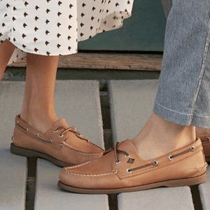 Women's Sperry boat shoes
